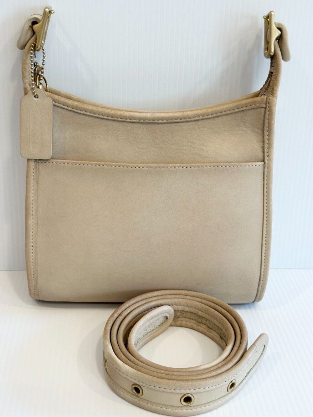 COACH Legacy Small Zip - Bone Leather - Y2K - USA
